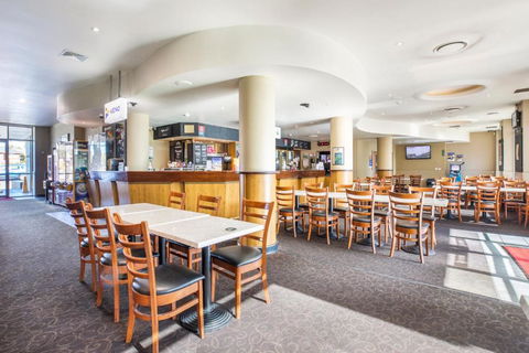 Nightcap At Pritchards Hotel - Australia Accommodation 2
