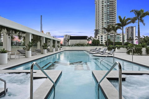 OCEAN Views In Beachside 2-Bedroom Unit - Q Stay - Australia Accommodation 3
