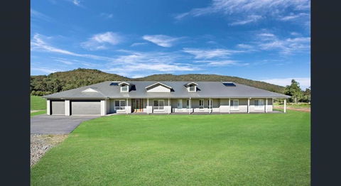 ON Keppies - BnB - Family Farm & Wedding Guest Accommodation Paterson NSW - Australia Accommodation 0