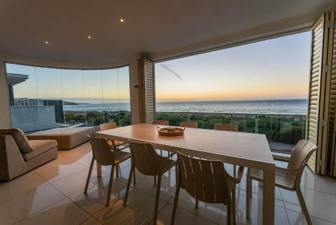 Ocean View Villa With Pool Spa & Cinema - Australia Accommodation 1