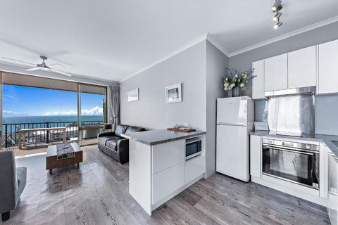 OCEAN VIEWS 16 Pool & Spa Wi-FI - Australia Accommodation 2