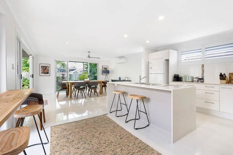OCEAN55- Mooloolaba Family Holiday Home - Australia Accommodation 0