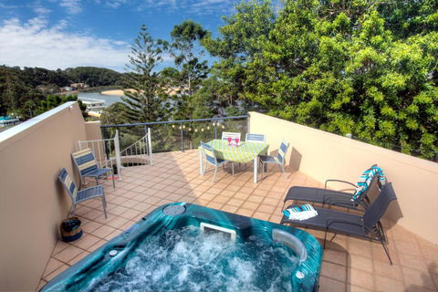 Oceanview 6 With Rooftop Terrace & Spa - Australia Accommodation 0