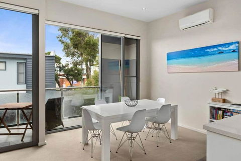 OG- By The Sea, 400m To Beach - Australia Accommodation 3