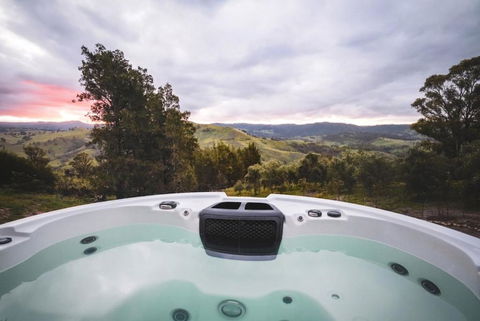 Olive Hill Spa, Views & Home Cinema - Australia Accommodation 1