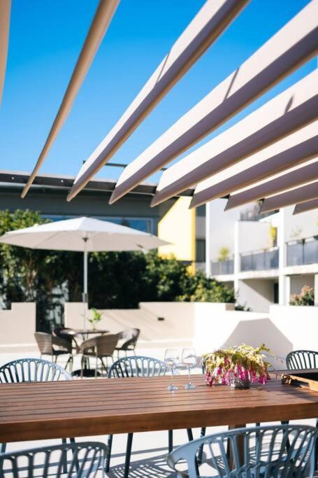 OnceUp A BlueMoon Terrace Nr CBD - Australia Accommodation 2