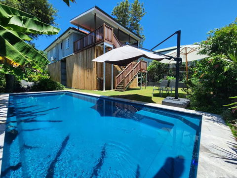OXLEY Mineral Pool & Private Home SuburbanSTAY - Australia Accommodation 0