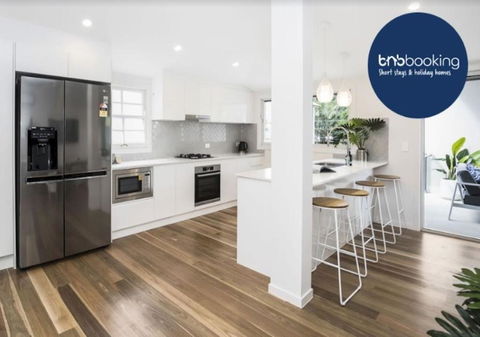 Park Avenue Terrace 1 Just 4km CBD - Australia Accommodation 0