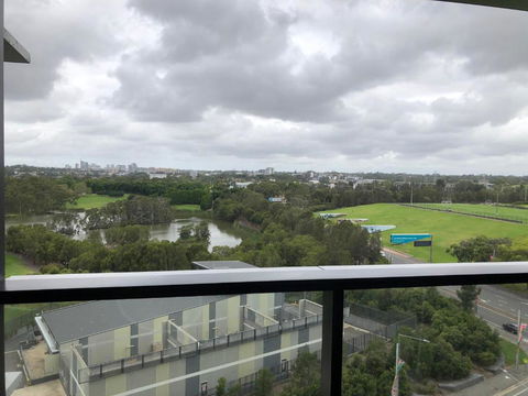 Parkview Modern Apartment W Parking @ Olympic Park - Australia Accommodation 3