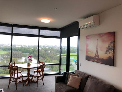 Parkview Modern Apartment W Parking @ Olympic Park - Australia Accommodation 2