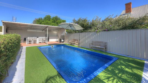 Paruna Motel - Australia Accommodation 2