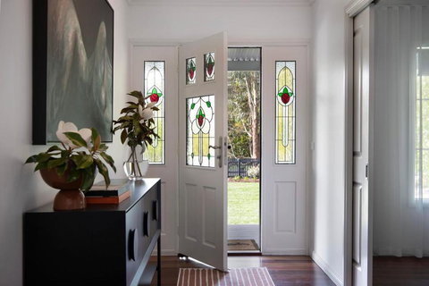 Peahen House - Australia Accommodation 2