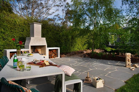 Peahen House - Australia Accommodation 1