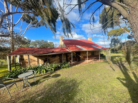 Penobscot Farm Cottage - Australia Accommodation 0