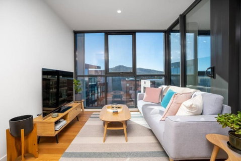 Perfectly Located 1BR BA Apartment - Australia Accommodation 0