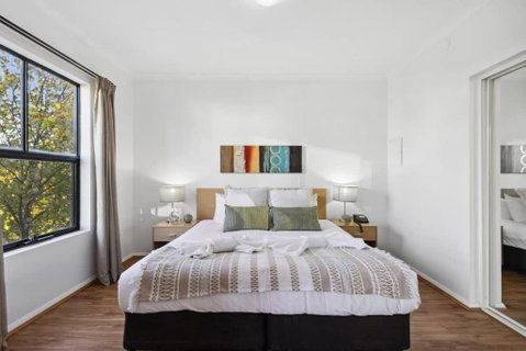 Perth Prime Located 2BDR 1PRK - Australia Accommodation 2