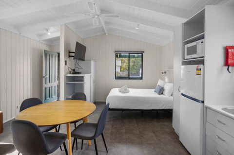 Pet Friendly On The Great Ocean Road - Australia Accommodation 1