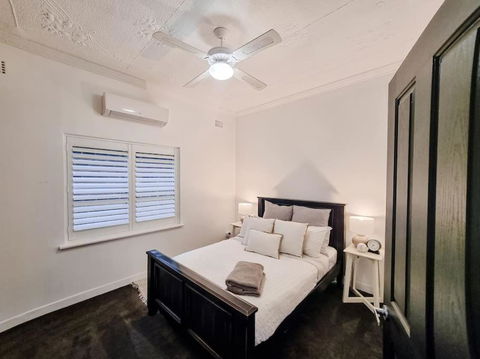 Peters Rest Central Wagga - Australia Accommodation 0