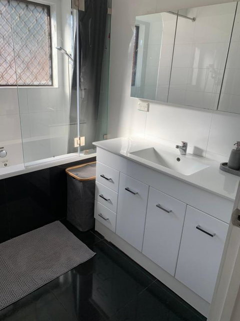 Pets Welcome Central And Convenient - Australia Accommodation 2