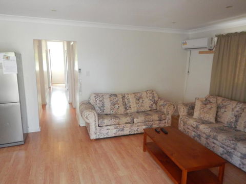 Pine Cottage - Australia Accommodation 1