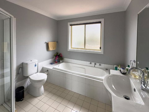 Prestons Dream Holiday 4 Bedroom - Australia Accommodation 2
