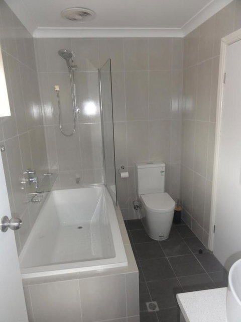 Prime Location & Spacious - Australia Accommodation 3