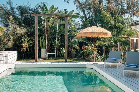 Prime Location With Pool - Walk To Coolum Beach - Australia Accommodation 0
