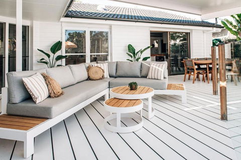 Prime Location With Pool - Walk To Coolum Beach - Australia Accommodation 2