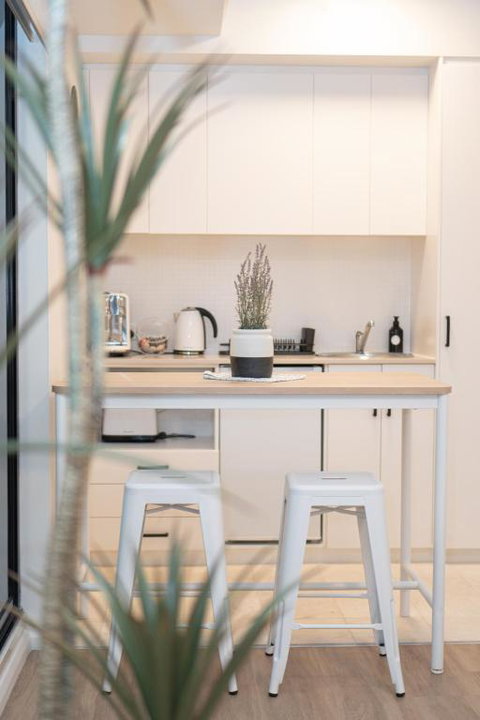 PRIME SPOT: Modern Studio+Balcony Darling Harbour - Australia Accommodation 1