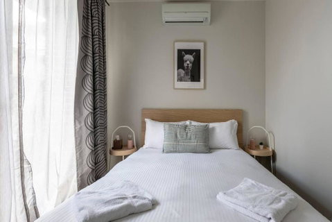 Primrose - Chic Mid-Century Style In Brunswick - Australia Accommodation 3