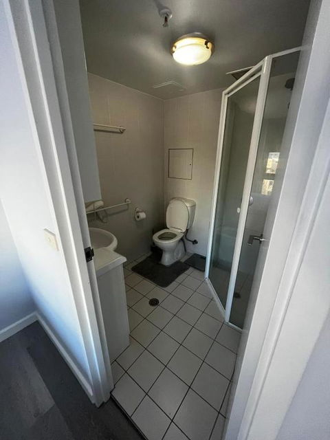Private Room With Ensuite In The CBD - Australia Accommodation 3