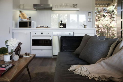 Provence Spa Villa 2 - Australia Accommodation 2