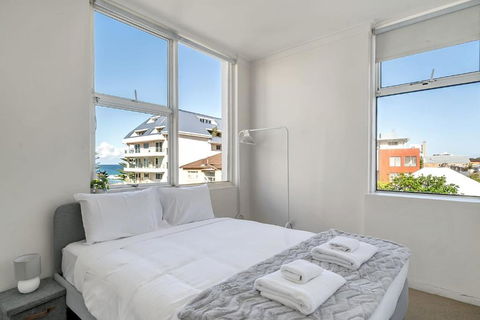 Quaint 1BD On The Doorstep Of Manly Beach - Australia Accommodation 1