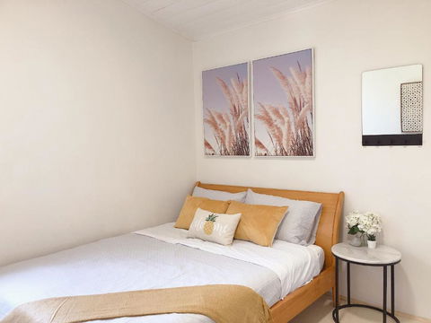 Quaint Double Or Queen Room - Mins To Stations&UNSW - Shared Bathroom - Australia Accommodation 0