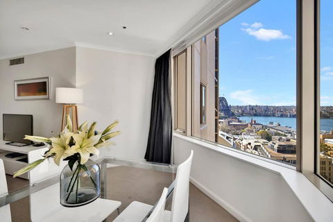 Quality Apartment In The Rocks GLO1203 - Australia Accommodation 0