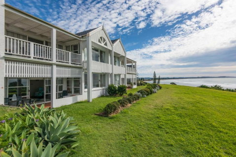Quarterdeck 18 - Australia Accommodation 1