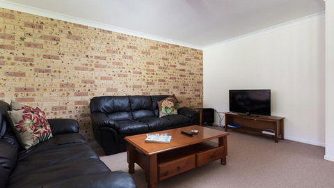 Quiet And Private Duplex - Australia Accommodation 3