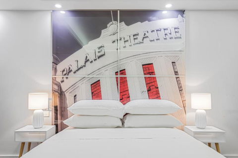 Quirky Studio With Sleek Decor In St Kilda - Australia Accommodation 2