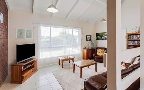 Ratties Residence 6 Carnegie St Port Ellliot - No Linen Included - Australia Accommodation 1