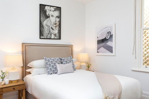 Ravenscourt S Studio Apartment Close To Everything - Australia Accommodation 3