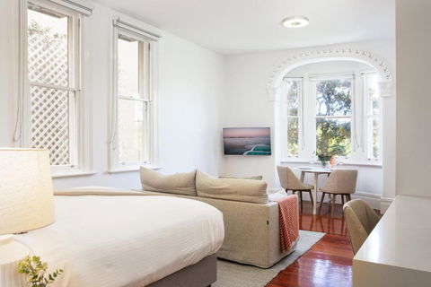 Ravenscourt S Studio Apartment Close To Everything - Australia Accommodation 0