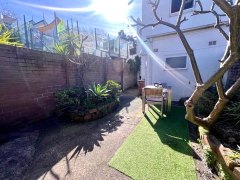 Rear Garden Suite - Australia Accommodation 2
