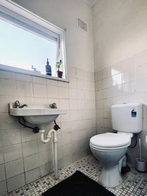 Rear Garden Suite - Australia Accommodation 3