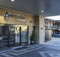 Astro Dish Motor Inn - Australia Accommodation