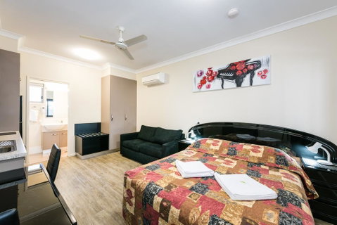Athena Studio Units - Australia Accommodation 1