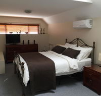 Atina Rocks Country Homestead - Australia Accommodation