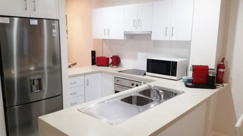 Attenborough Apartments - Australia Accommodation 0