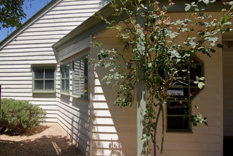 Atticus Cottage - Australia Accommodation 0