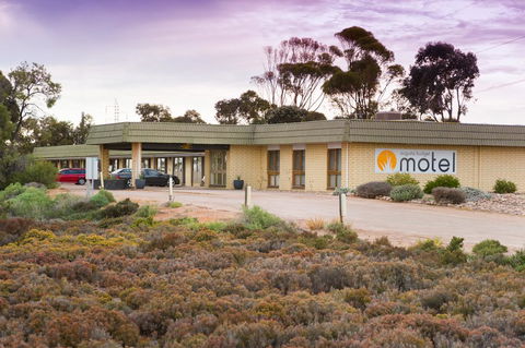 Augusta Budget Motel - Australia Accommodation 0