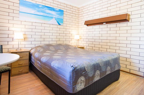 Augusta Budget Motel - Australia Accommodation 1